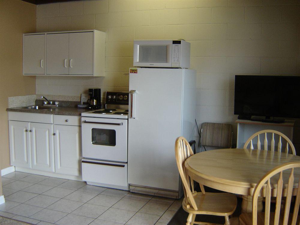 Flamingo Motel Penticton Ngoại thất bức ảnh